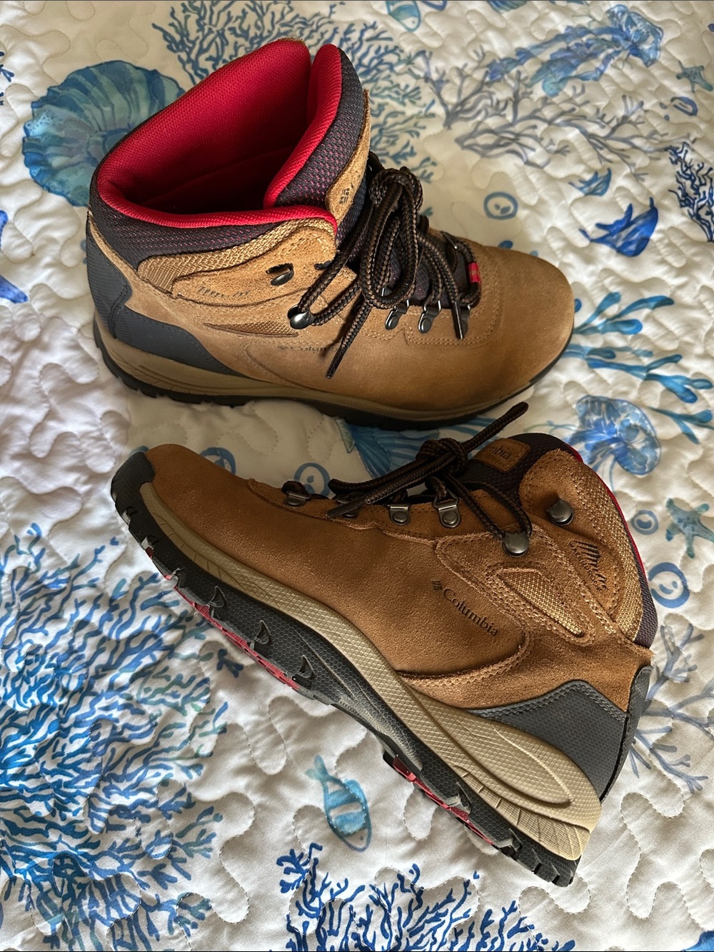 Columbia Tan and Red Trail Hiking Boots